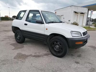 Usata Toyota RAV4 128 CV (94 kW) 1996 SUV
