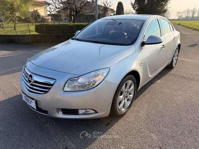 Usata Opel Insignia Cosmo 179 CV (131 kW) 2009 Argento Berlina