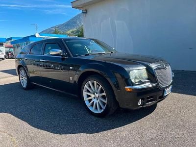 Usata Chrysler 300C 218 CV (160 kW) 2009 Nero Station wagon
