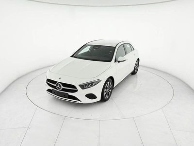 Bianco Nuova 2026 Mercedes A180 Advanced Berlina | 35.600 € (Buon prezzo)