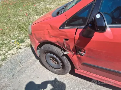 Usata Fiat Punto 2009 Rosso Utilitaria