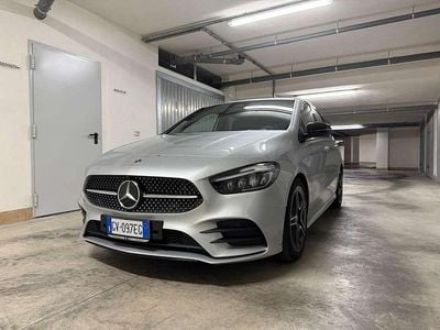 Occasion Mercedes B180 AMG Line Premium 136 PK (100 kW) 2024 Zilver MPV