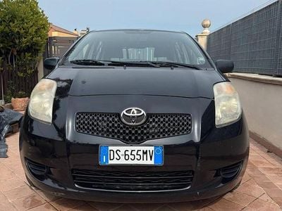 Usata Toyota Yaris 69 CV (50 kW) 2008 Nero Utilitaria