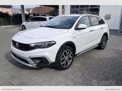 Usata Fiat Tipo Cross 130 CV (95 kW) 2022 Bianco Station wagon