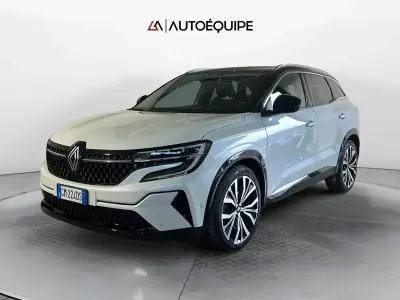 Usata Renault Austral Iconic 200 CV (147 kW) 2023 Grigio SUV