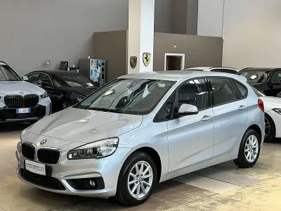 Usata BMW 216 Active Tourer Advantage 116 CV (85 kW) 2017 Glacier silber Monovolume