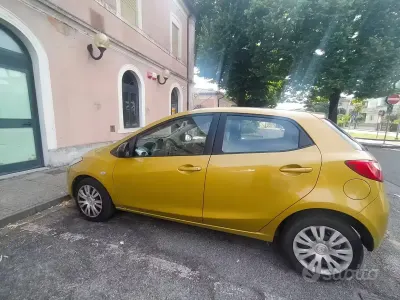 Usata Mazda 2 75 CV (55 kW) 2008 Utilitaria