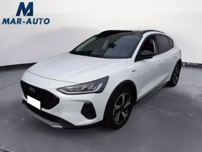 Usata Ford Focus Active X 125 CV (91 kW) 2022 Bianco Berlina