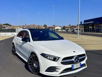 Usata Mercedes A180 Premium Plus 116 CV (85 kW) 2019 Bianco Berlina