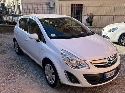 Usata Opel Corsa Sport 120 CV (88 kW) 2013 Bianco Utilitaria