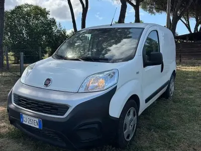 Usata Fiat Fiorino 95 CV (69 kW) 2022 Bianco Monovolume
