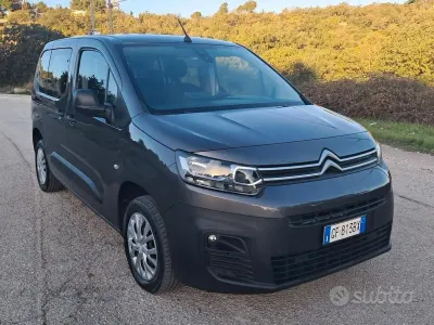 Occasion Citroën Berlingo Live 131 ch (96 kW) 2021 Gris Monospace