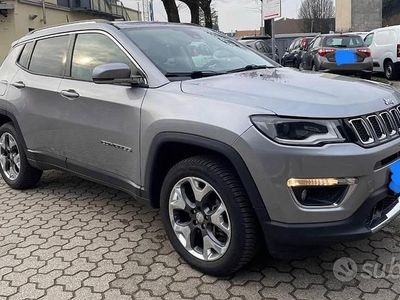 Occasion Jeep Compass Limited 140 ch (102 kW) 2018 Gris SUV