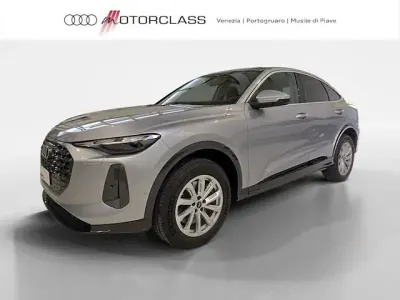 Usata Audi Q5 Sportback Advanced 204 CV (150 kW) 2025 Argento SUV