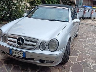 Usata Mercedes CLK200 2001 Grigio Cabrio