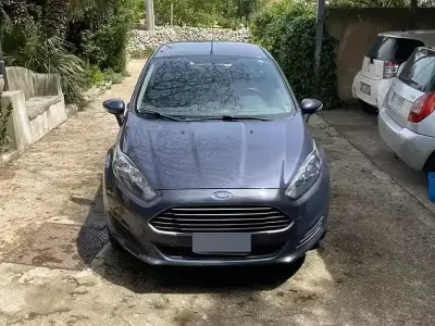 Usata Ford Fiesta 60 CV (44 kW) 2013 Berlina
