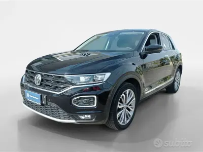 Usata VW T-Roc Advance 150 CV (110 kW) 2018 Nero met. SUV