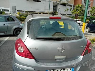 Usata Opel Corsa Sport 75 CV (55 kW) 2008 Grigio Utilitaria