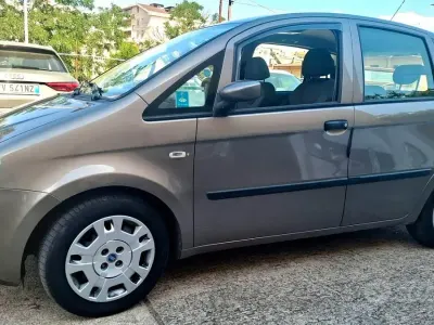 Usata Fiat Idea 69 CV (50 kW) 2008 Grigio Monovolume
