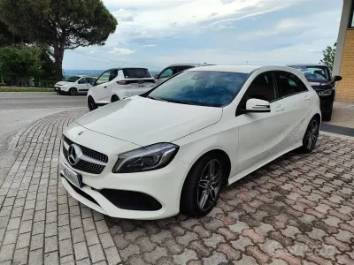 Usata Mercedes A180 Premium 109 CV (80 kW) 2017 Bianco Berlina