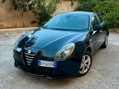 Usata Alfa Romeo Giulietta 105 CV (77 kW) 2014 Nero Utilitaria