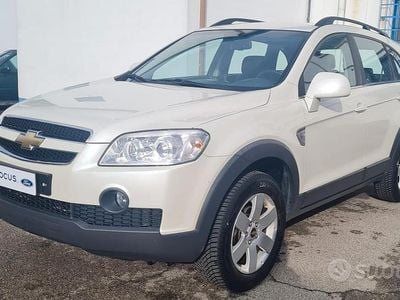 Usata Chevrolet Captiva LT 150 CV (110 kW) 2010 Bianco SUV
