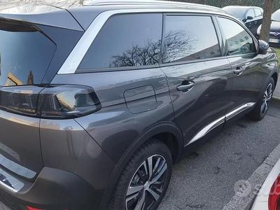 Usata Peugeot 5008 Allure 131 CV (96 kW) 2023 Grigio SUV