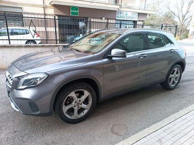 Mercedes GLA200