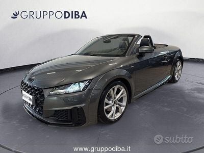 Usata Audi TT Roadster Design 197 CV (144 kW) 2019 Grigio Cabrio