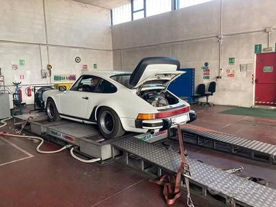 Usata Porsche 911SC 204 CV (150 kW) 1982 Bianco Coupé