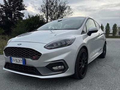 Usata Ford Fiesta Performance Edition 200 CV (147 kW) 2019 Grigio Utilitaria