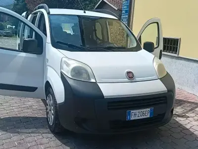 Usata Fiat Fiorino 75 CV (55 kW) 2015 Bianco Monovolume
