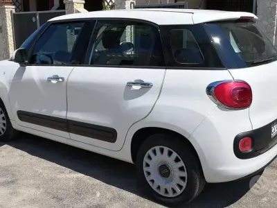 Usado Fiat 500L 85 CV (62 kW) 2013 Blanco Monovolumen
