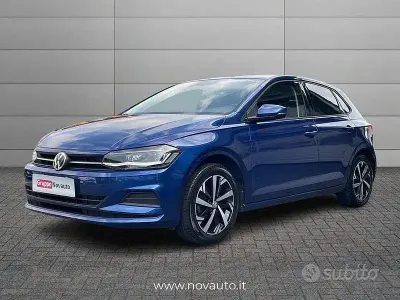 Usata VW Polo Comfortline 75 CV (55 kW) 2018 Blu/azzurro Utilitaria