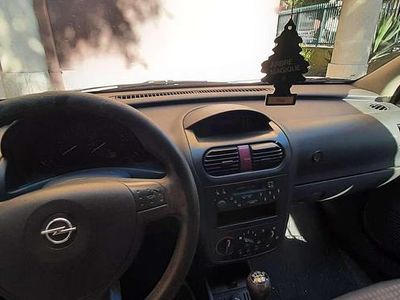Usata Opel Corsa Comfort 75 CV (55 kW) 2002 Berlina