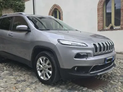 Usata Jeep Cherokee Limited 200 CV (147 kW) 2013 SUV