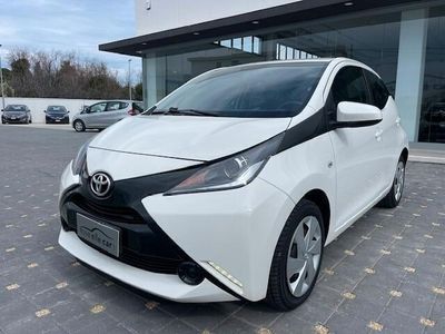 usata Toyota Aygo 1.0 VVT-i 69 CV 5 porte x-cite 2016