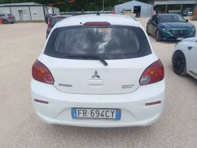 Usata Mitsubishi Space Star Invite 71 CV (52 kW) 2018 Bianco Utilitaria
