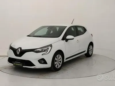 Usata Renault Clio V Business 86 CV (63 kW) 2021 Bianco Berlina