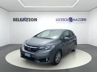 Usata Honda Jazz Comfort 102 CV (75 kW) 2019 Grigio Utilitaria