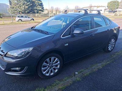 Usata Opel Astra 136 CV (100 kW) 2014 Other Utilitaria
