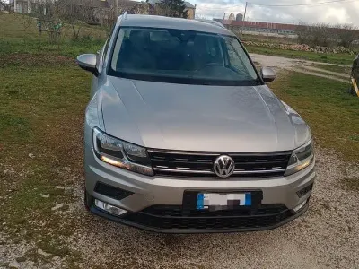 Usata VW Tiguan 2017 Grigio SUV