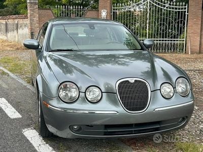 Jaguar S-Type