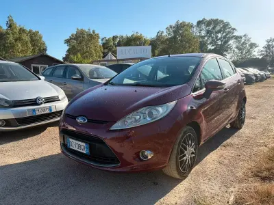 Usata Ford Fiesta 97 CV (71 kW) 2009 Viola Berlina