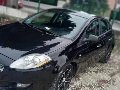 Usata Fiat Bravo 120 CV (88 kW) 2012 Nero Utilitaria