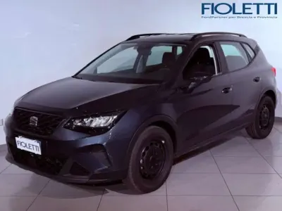 Usata Seat Arona Reference 95 CV (69 kW) 2025 Grigio SUV