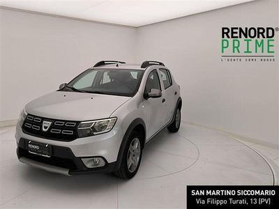 Usata Dacia Sandero Stepway 90 CV (66 kW) 2017 Grigio chiaro Berlina