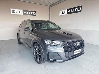 Usata Audi Q7 S-Line 286 CV (210 kW) 2022 Grigio scuro SUV