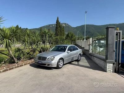 Usata Mercedes E270 Elegance 2004 Grigio Berlina
