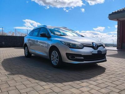 Usata Renault Mégane GrandTour LIMITED 110 CV (80 kW) 2015 Grigio Station wagon